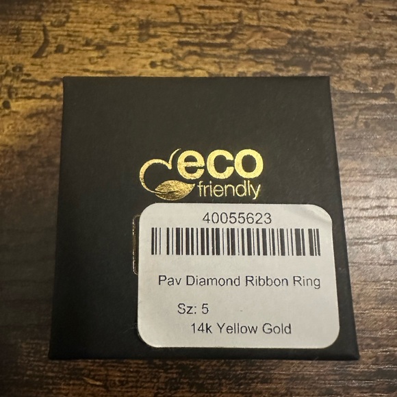 Catbird Pavé Diamond Ribbon Ring - Picture 2 of 5